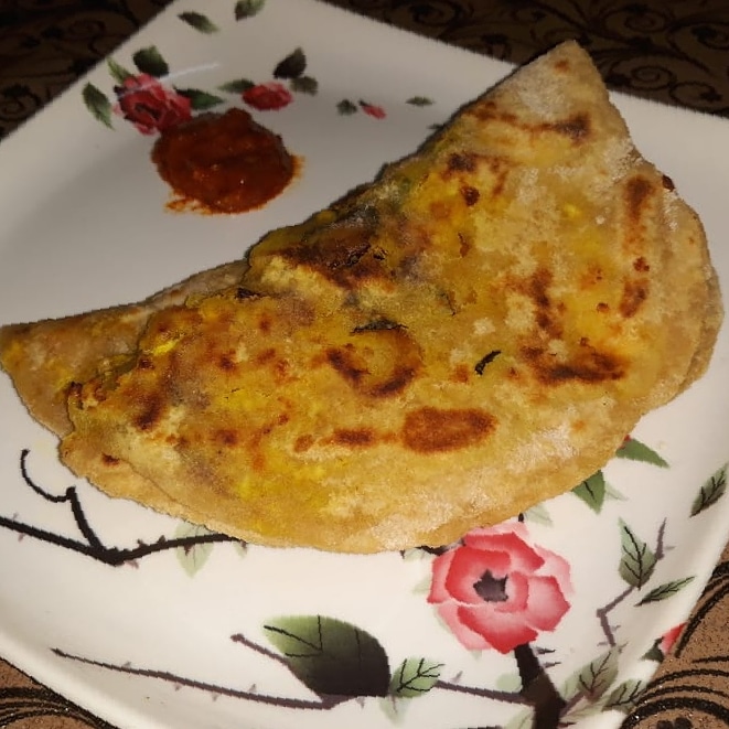 Mushroom-Cheese-Parantha-Lunchbox-dish