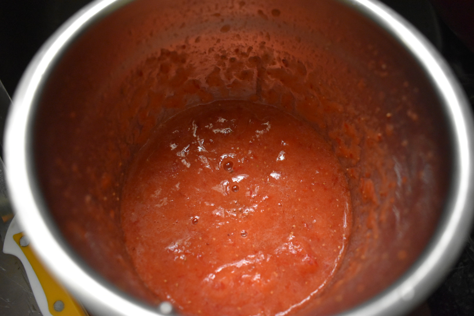 Blend the strawberries into a puree for maing sugar free strawberry jam